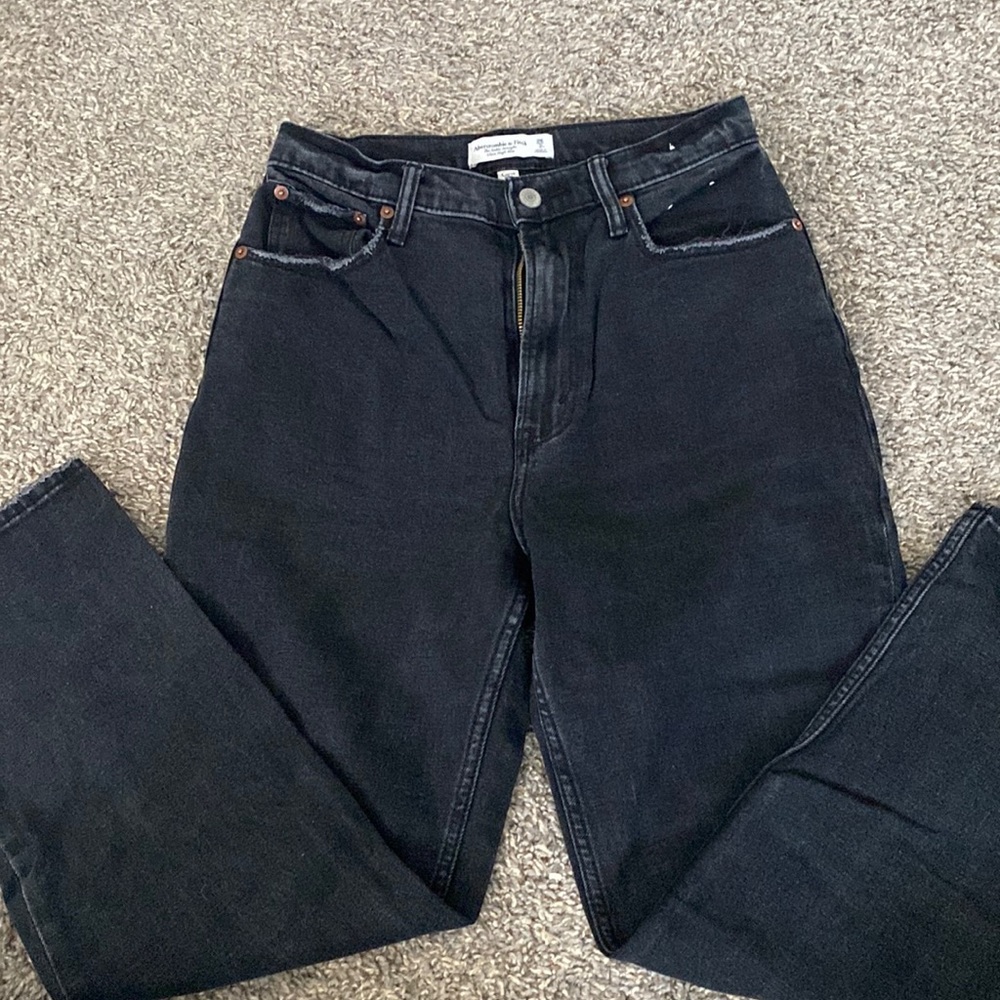 Abercrombie & Fitch Ultra High Rise Ankle Straight Jeans - Curve Love 26/2